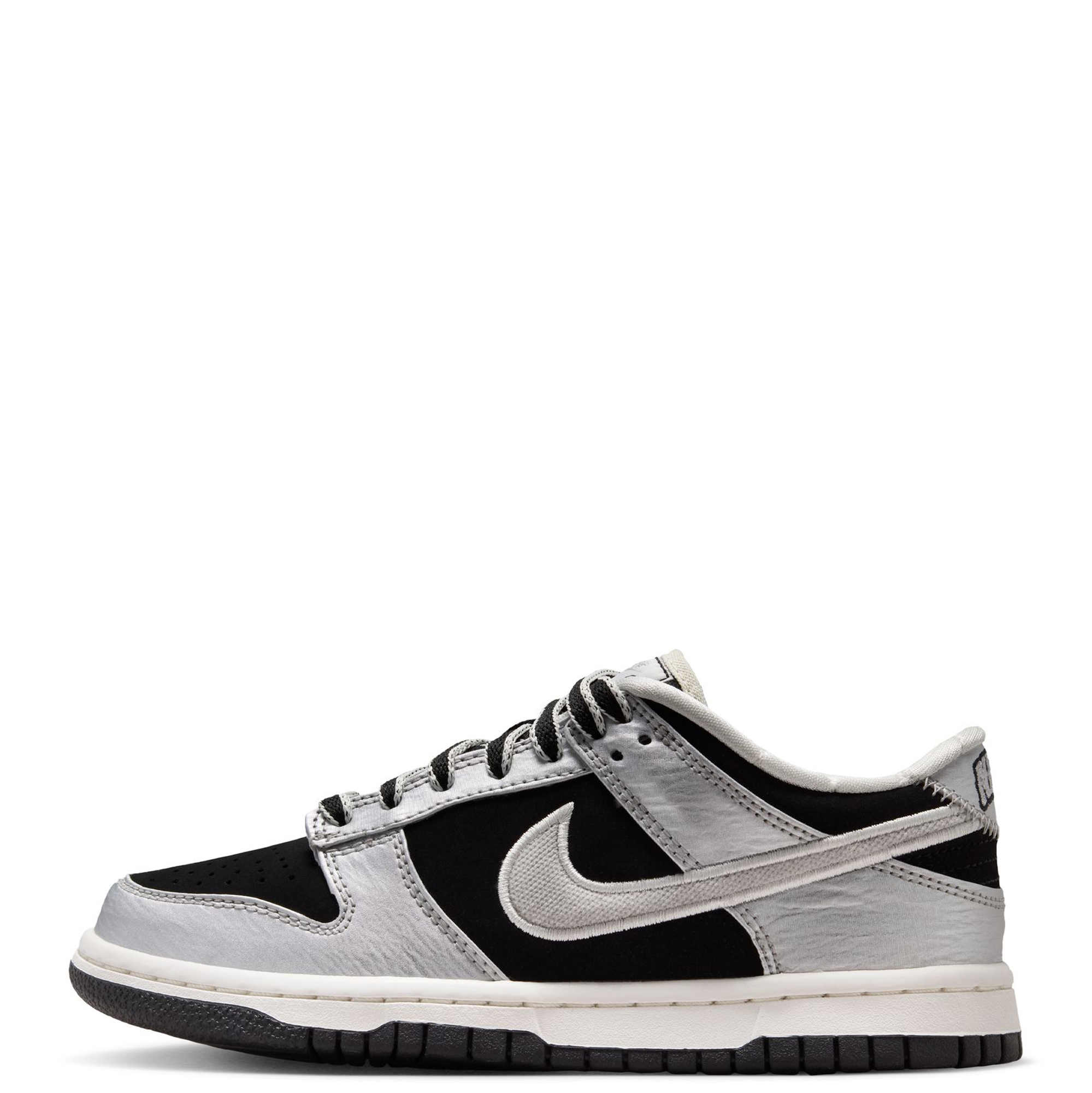 ⭐︎SSK1918⭐︎ NIKE Grade-School Dunk Low LV8 IV5971 001 - Shiekh