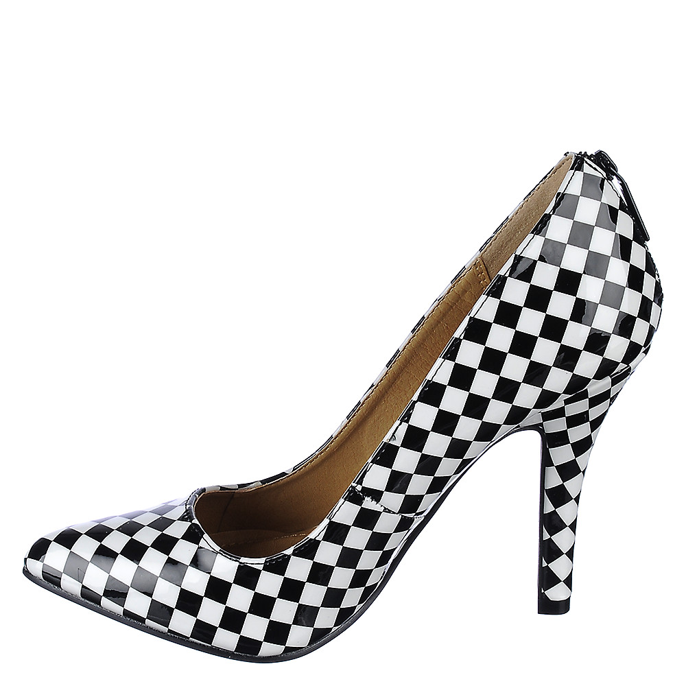 checkered pumps