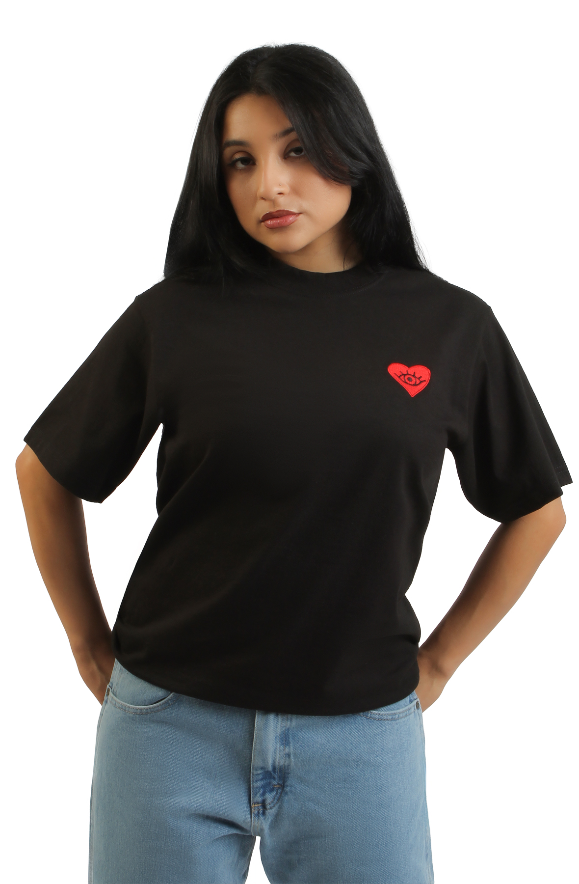SANGRE MIA Embroidered Heart Heavy T-Shirt SGMHEART006-BLK - Shiekh