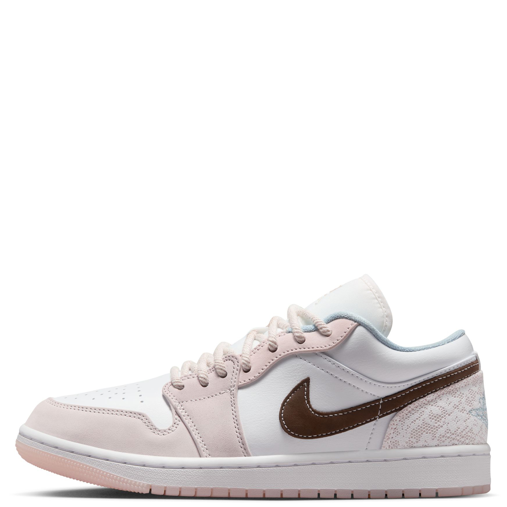 JORDAN Women's Air 1 Low IB8859 101 - Shiekh