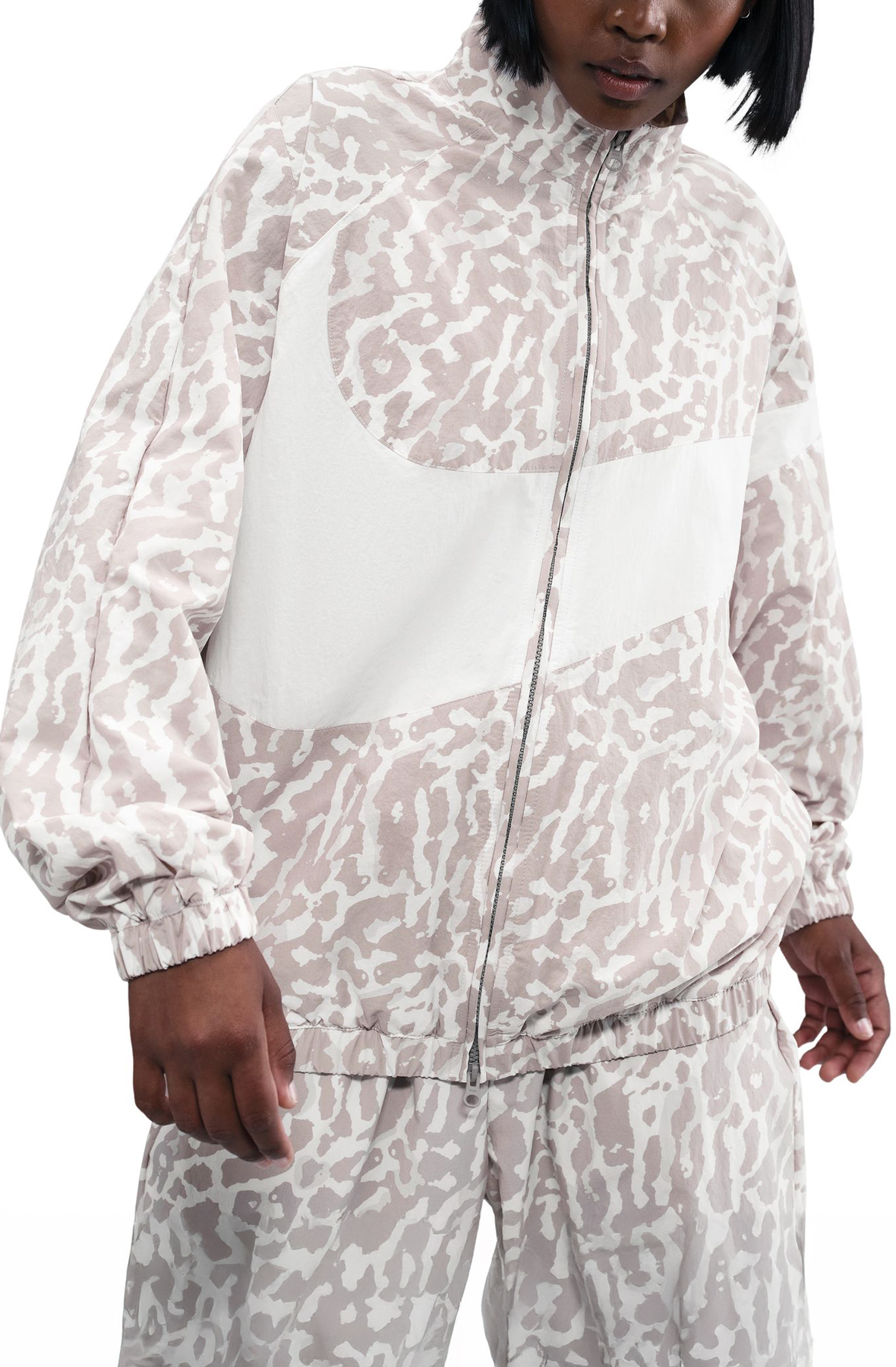 NIKE Woven Printed Jacket IB7263 009 - Shiekh