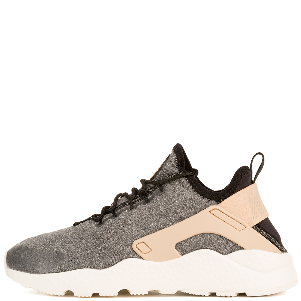 tan and black huaraches