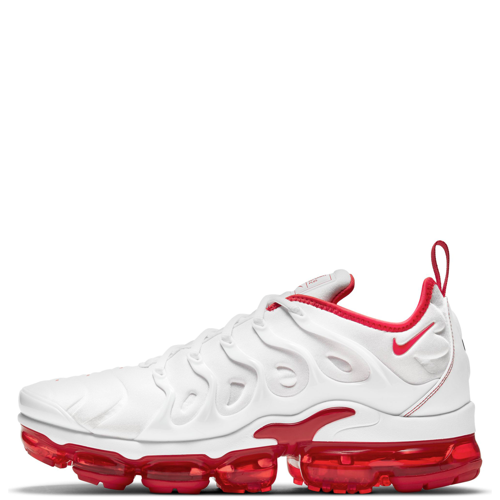 white with red bottom vapormax