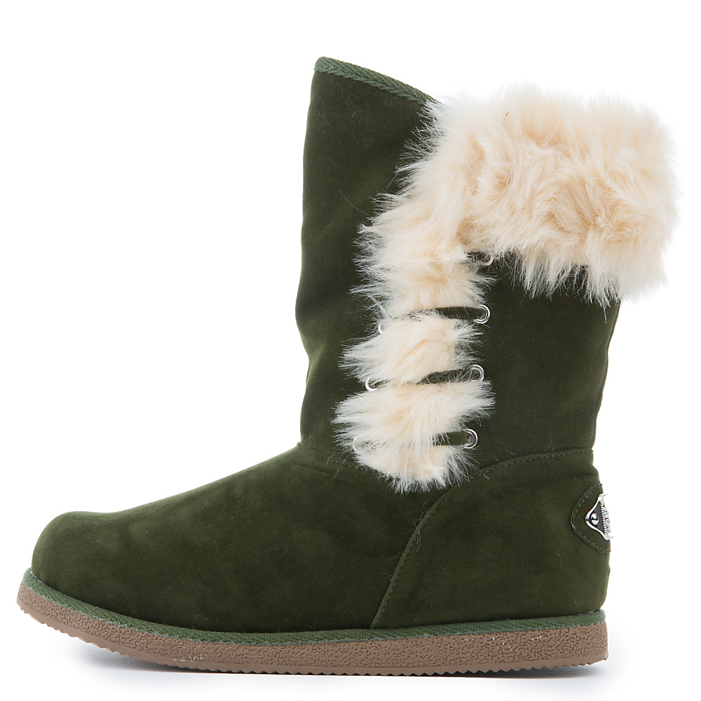 green fur boots