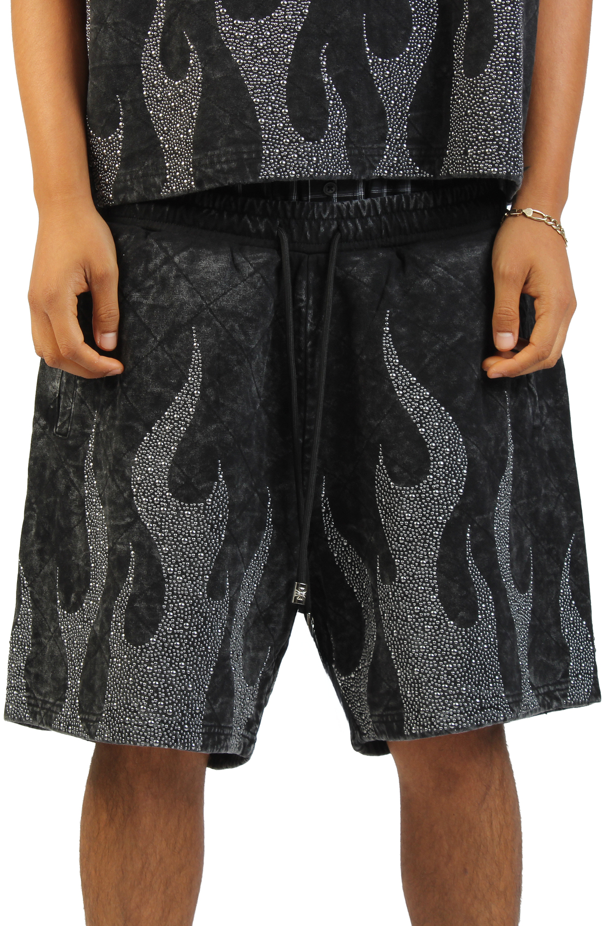 RARE PEACE Flame Grid Short RS5048-BLK - Shiekh