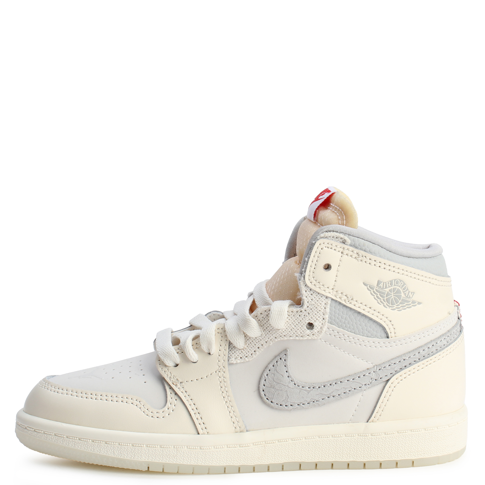 Roughly 16 pair of nikes, Jordan and timberlands for sale. JORDAN Grade-School Air 1 Mid DQ8423 002 - Shiekh main image 3