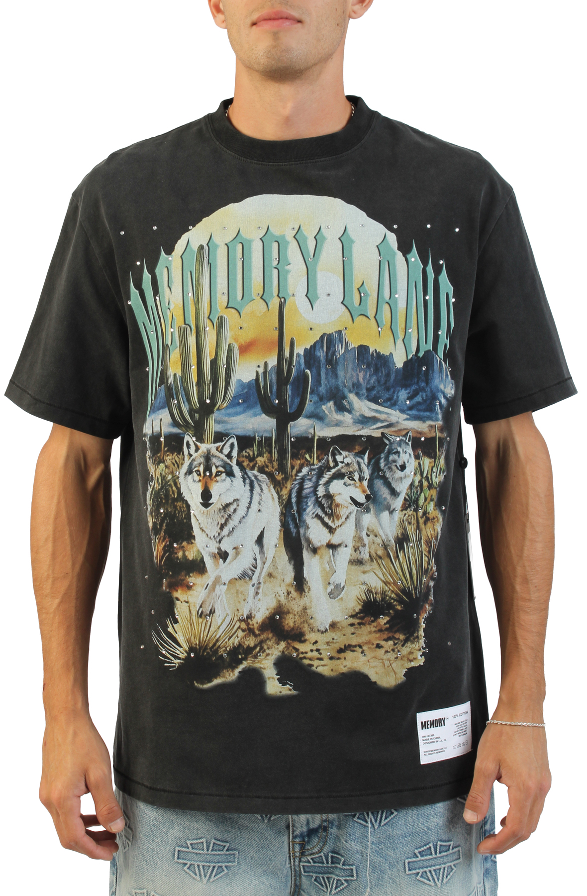 MEMORY LANE Running Wolves T-Shirt ML-HO25-023 - Shiekh