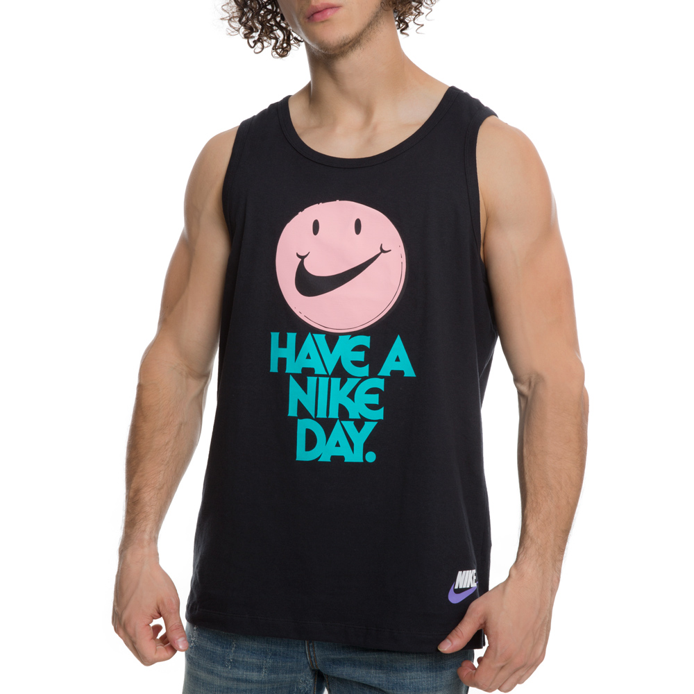 have a nike day tank top