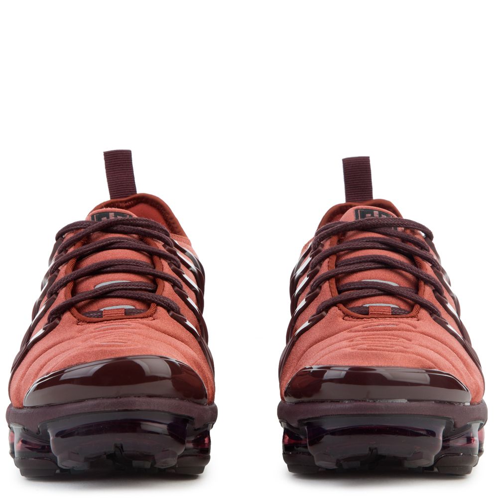 red and orange vapor max