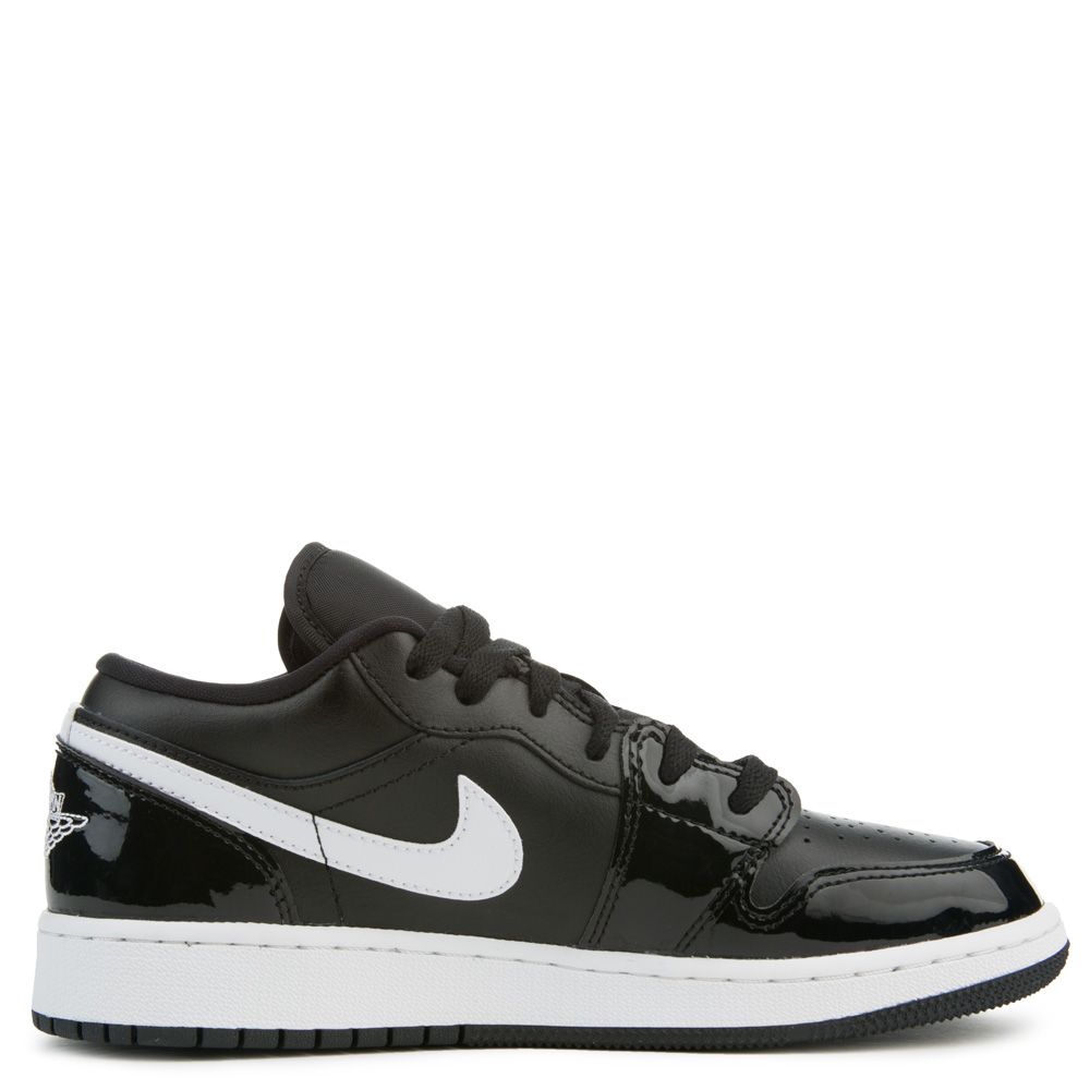 jordan 1's low black and white