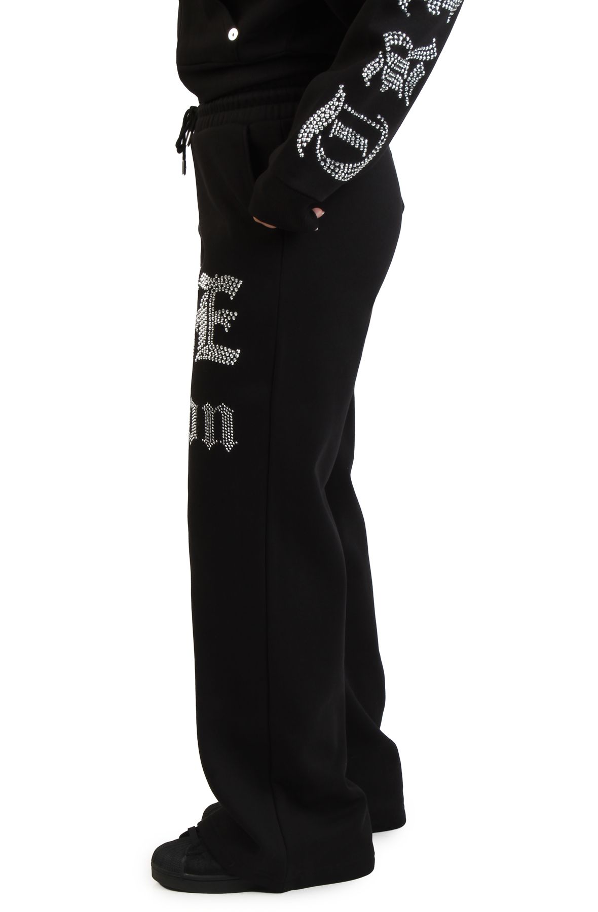 TRUE RELIGION Crystal Script Wide Leg Sweatpant 209710-1001 - Shiekh