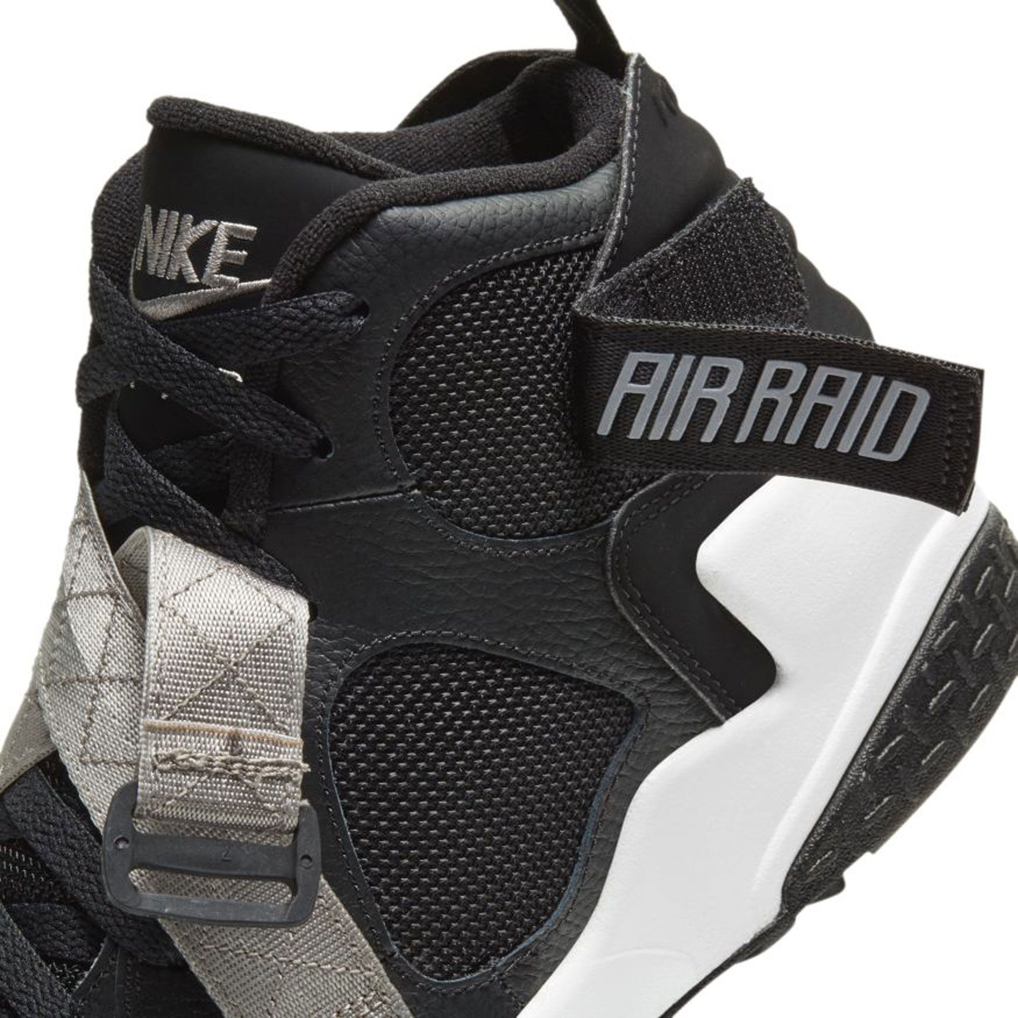 nike men air raid black grey