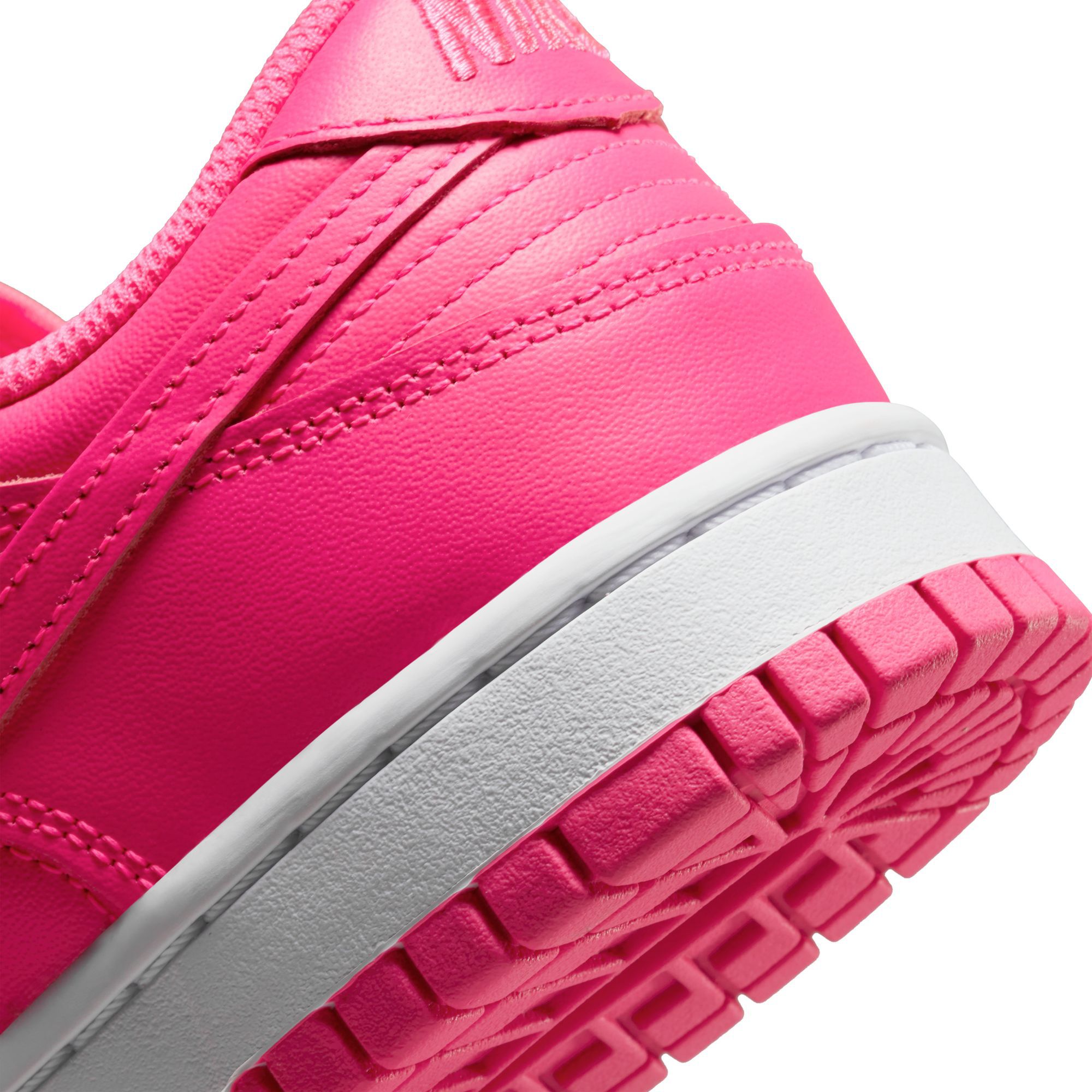 nike shoes nike dunk low hyper pink women's reviews