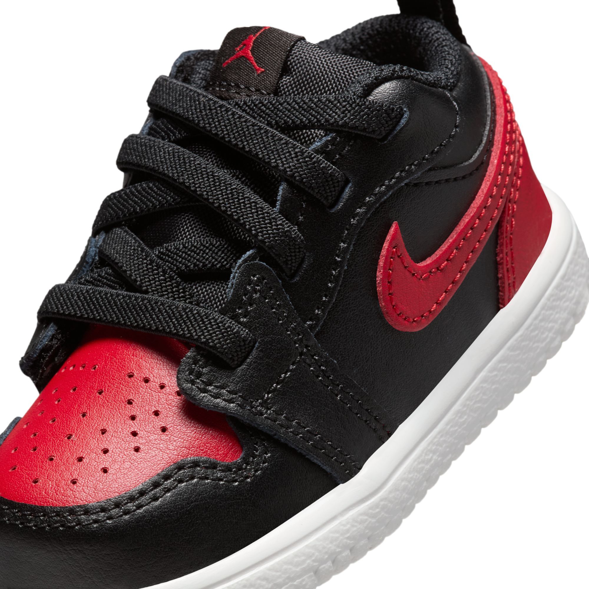 ya♥1 Air Jordan 1 Low Strawberry: Colorway: Sail/Shy Pink Style