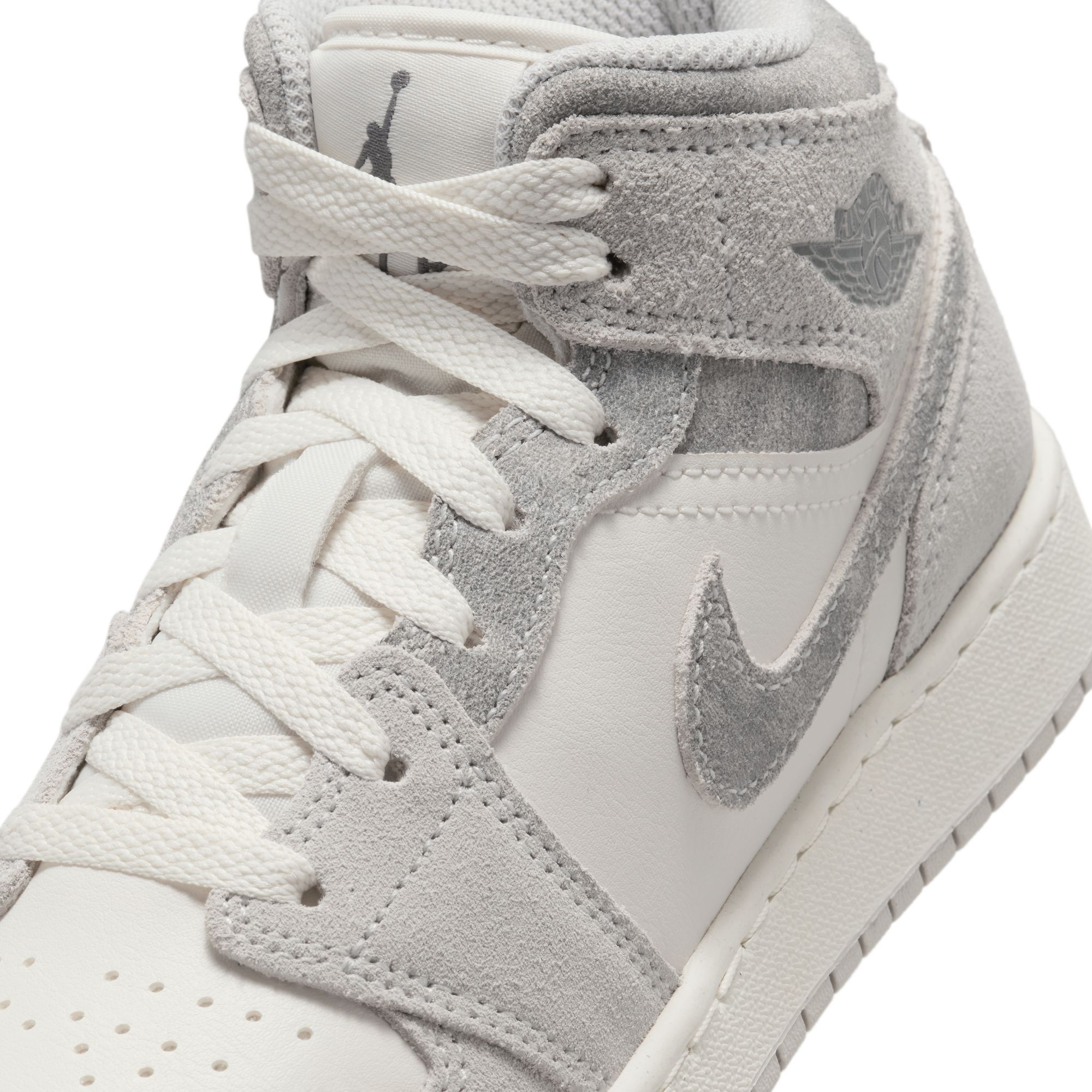 Nike Air Jordan 1 High Element Gore-Tex Sky J Purple