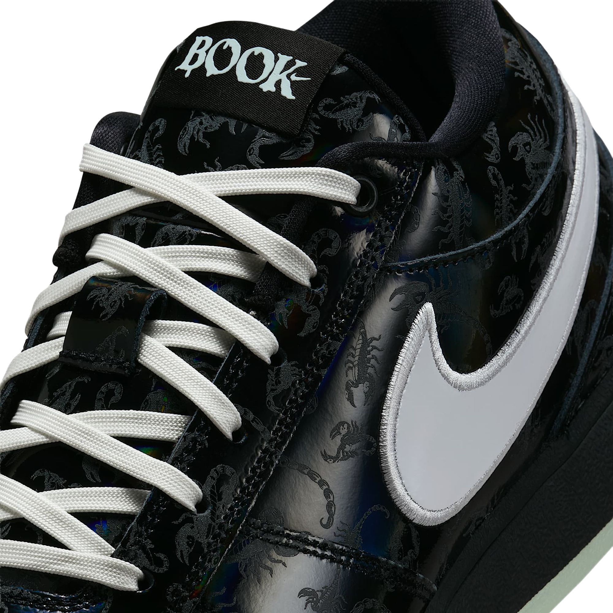 アート・デザイン・音楽 A BOOK OF RARE & EXQUISITE NIKE SNEAKERS NIKE Book 1 