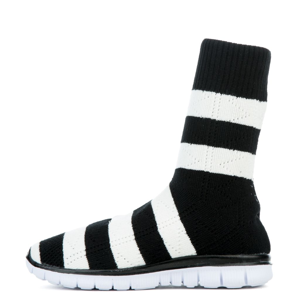 cape robbin sneaker boot