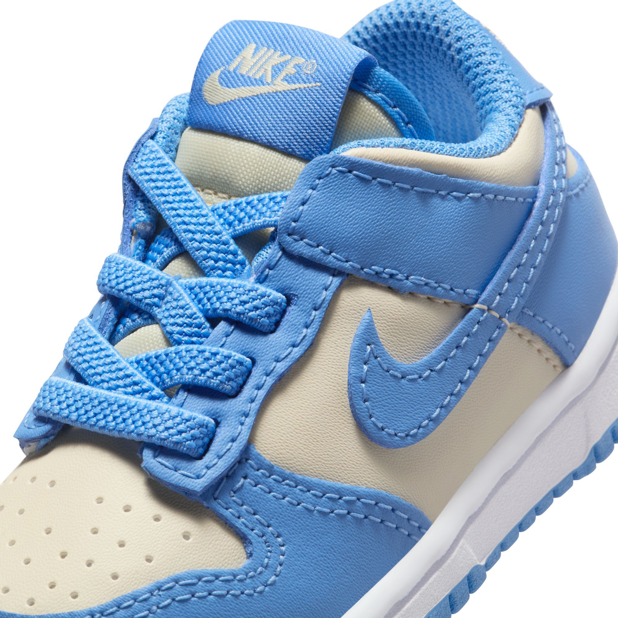 nike dunk low with velcro strap