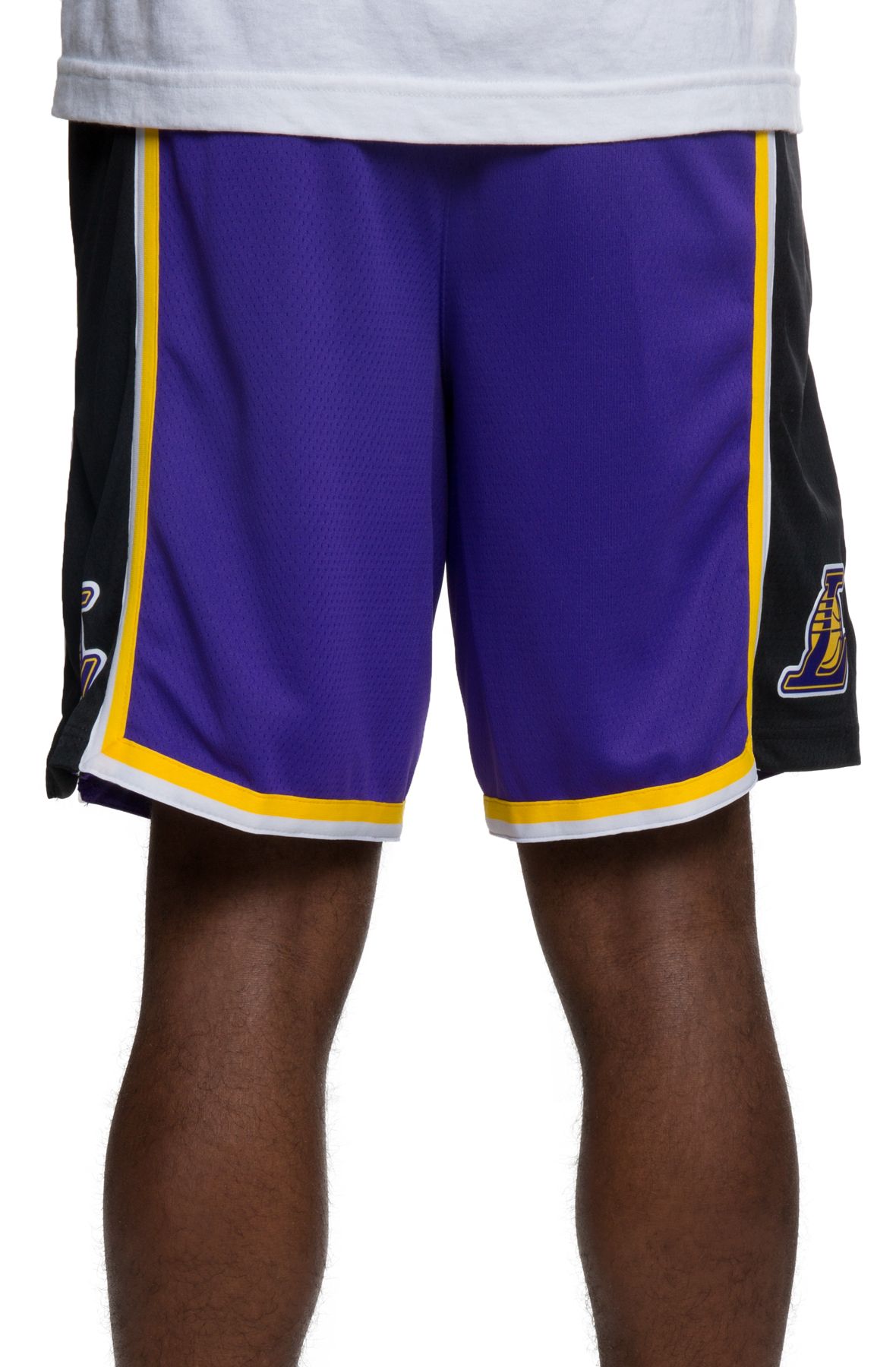 NIKE LOS ANGELES LAKERS SWINGMAN SHORTS AJ5615 504 - Shiekh