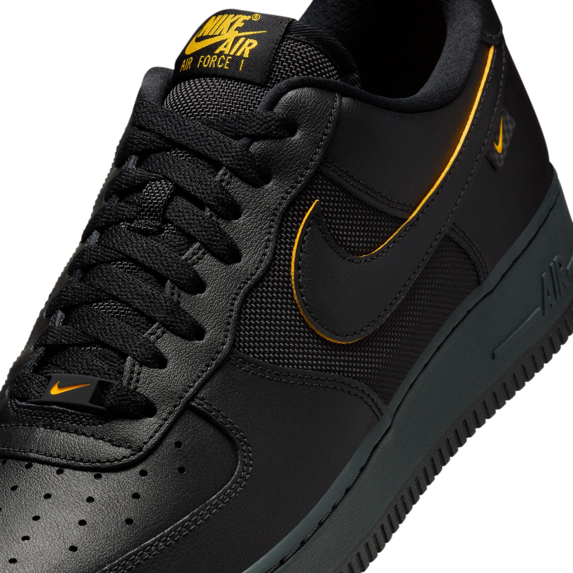 NIKE Air Force 1 '07 FZ4617 001 - Shiekh