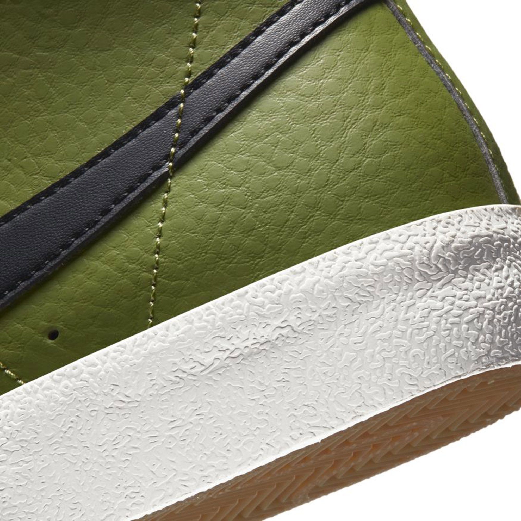 blazer mid 77 asparagus