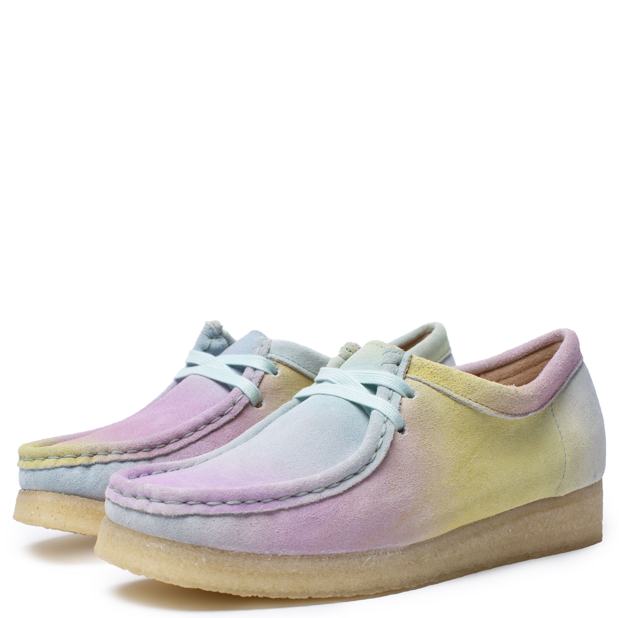 clarks wallabee light blue