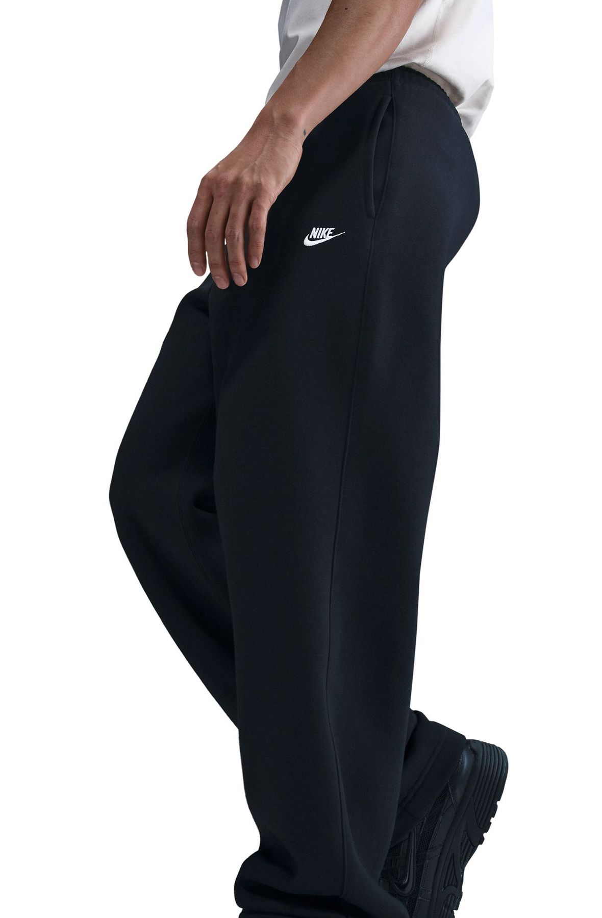 NIKE Open-Hem Fleece Pants FN3730 010 - Shiekh