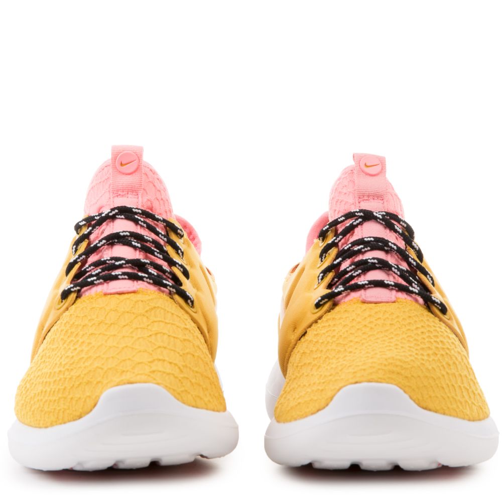 Womens Sneakers Nike Roshe Gold Roshe Gold Trophy Online