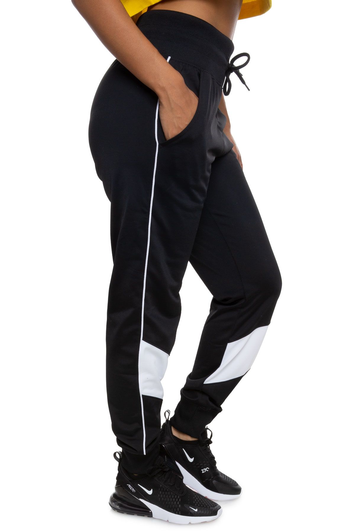 nike women's heritage track pants