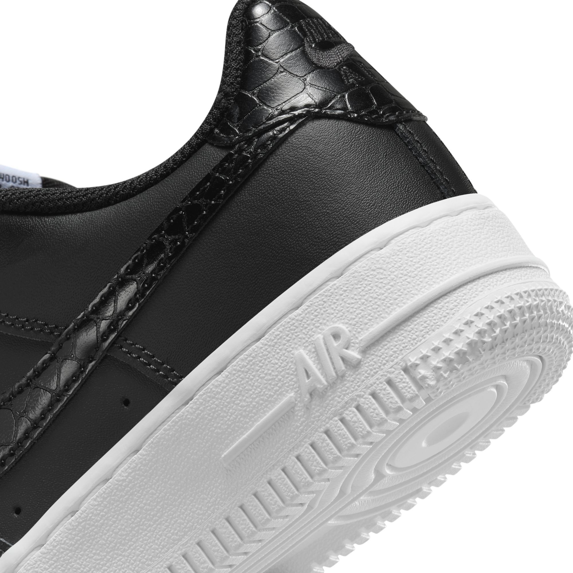 Nike Air Force 1 LE Grade School Triple Black main image 1