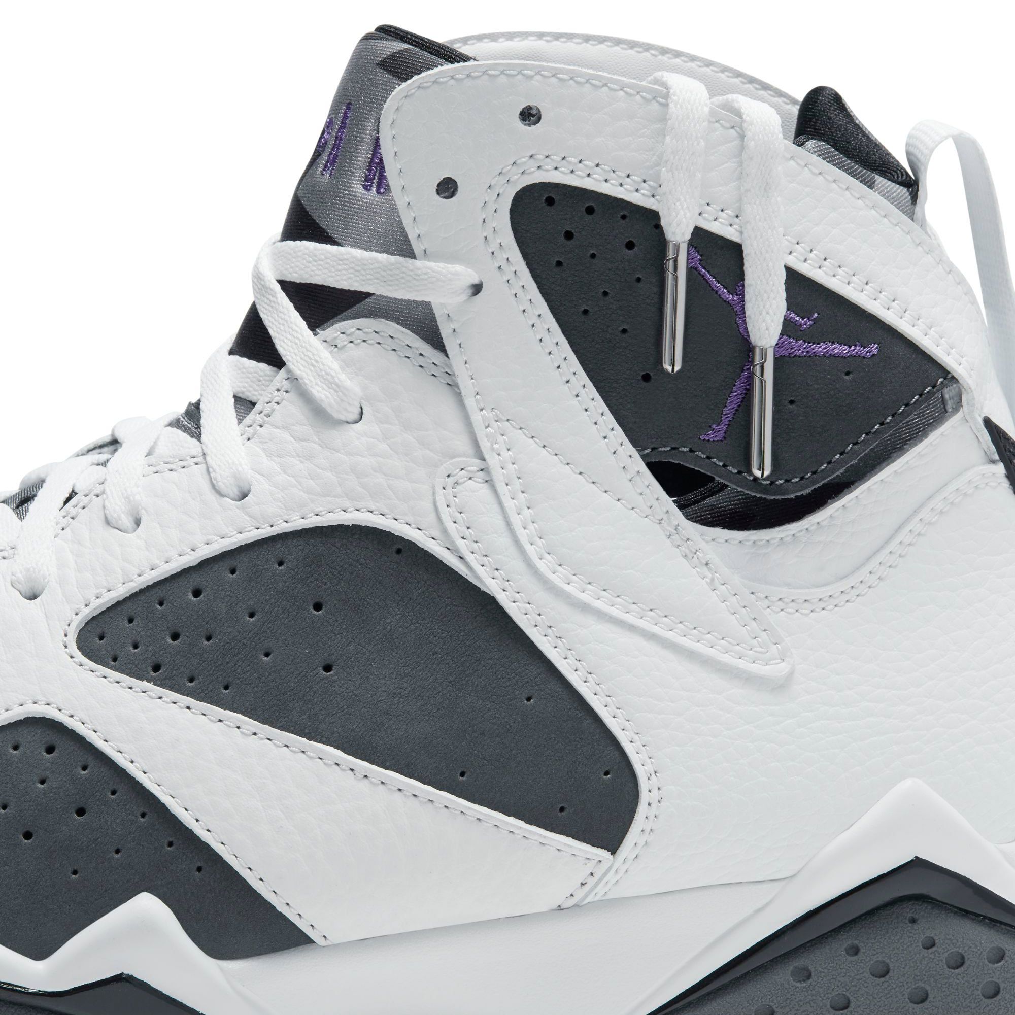 JORDAN Air 7 Retro CU9307 100 - Shiekh