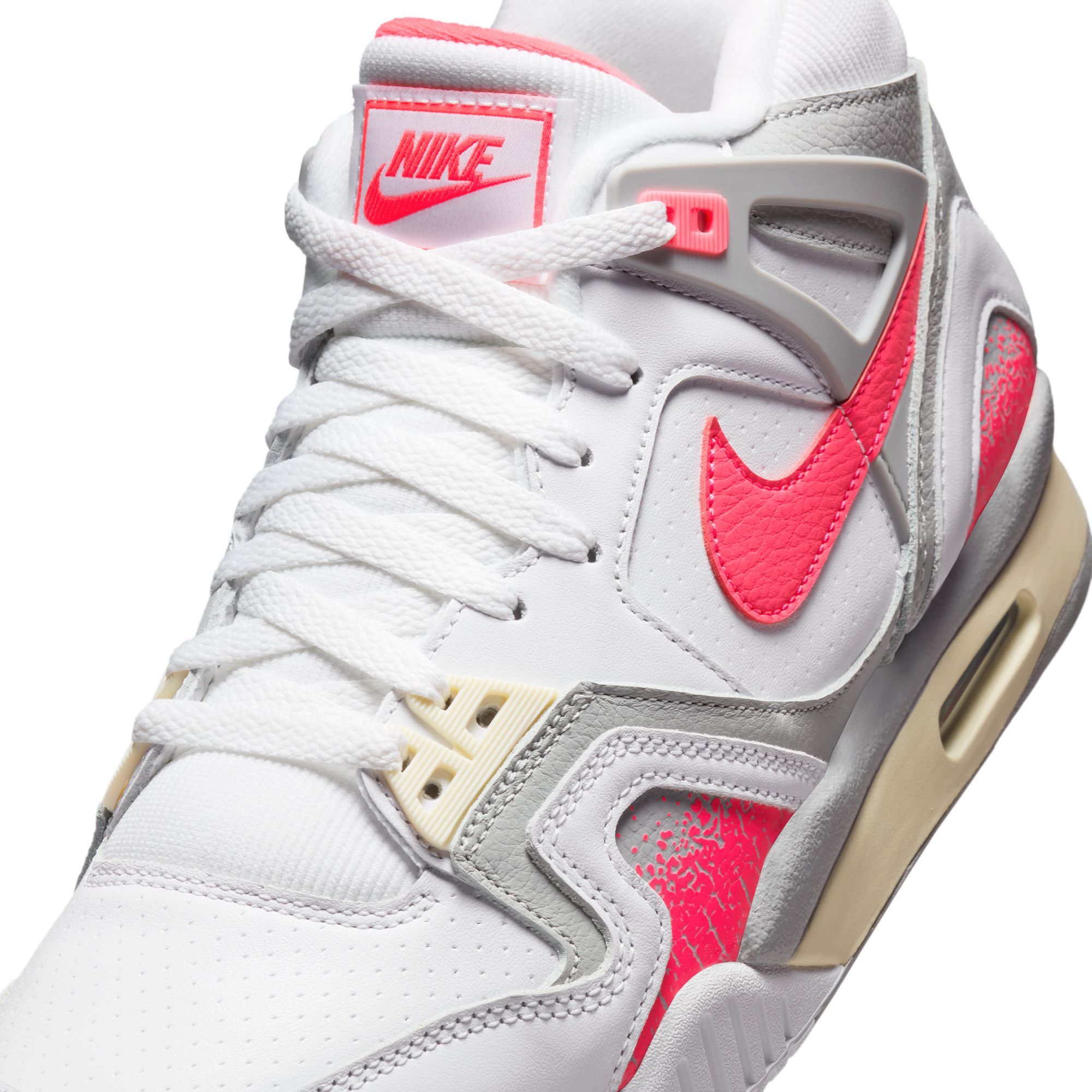 スニーカー NIKE Men Sneakers White FZ9033 100 NIKE Air Tech Challenge 2 FZ9033 100 - Shiekh