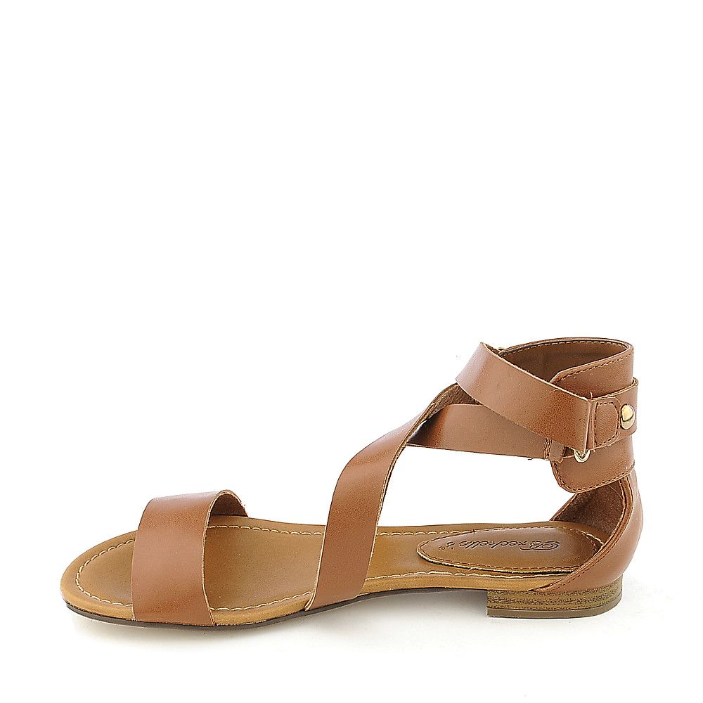 tan strappy sandals