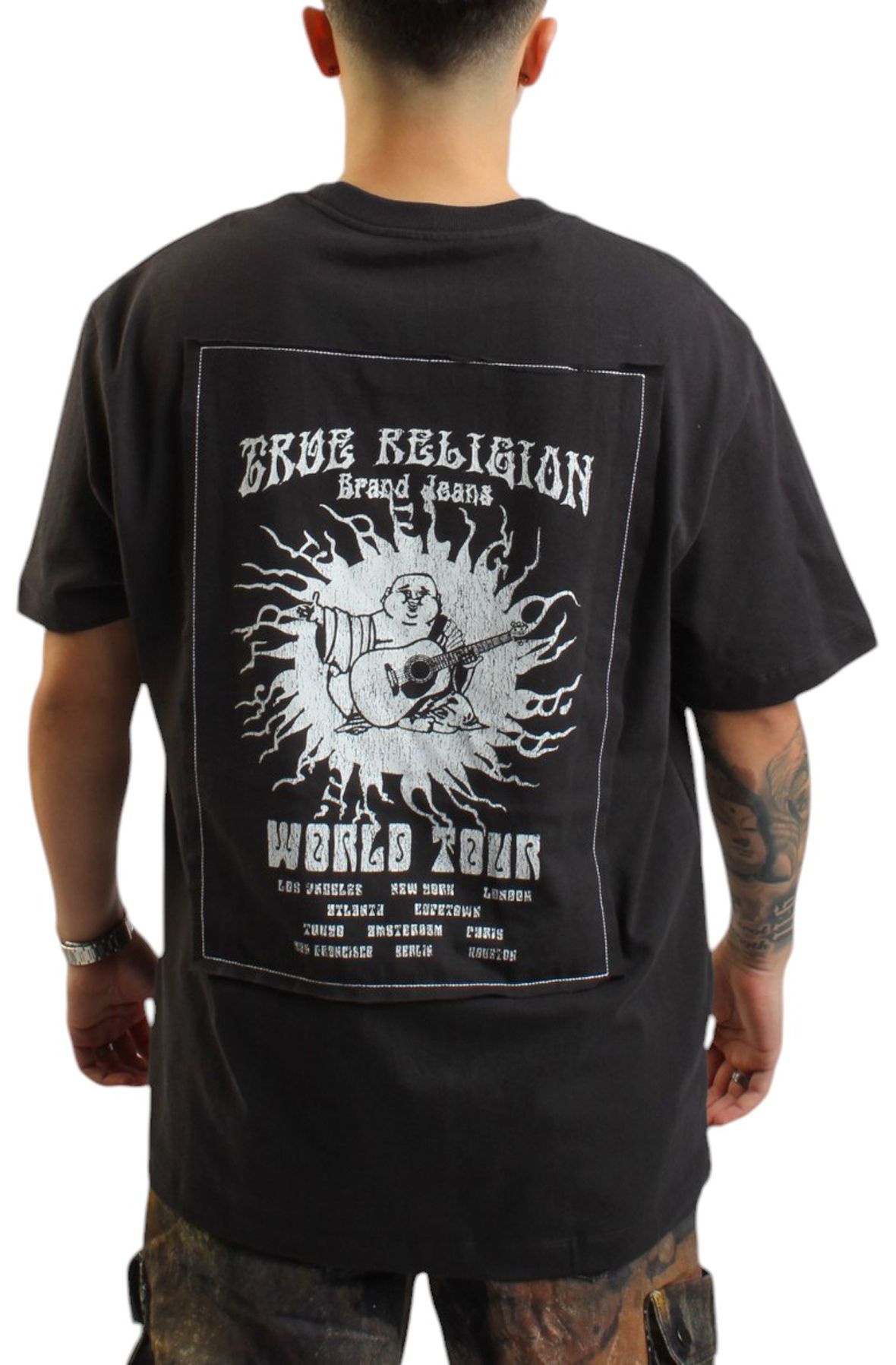 TRUE RELIGION applique blazing tour t-shirt black 108675-PHNT - Shiekh
