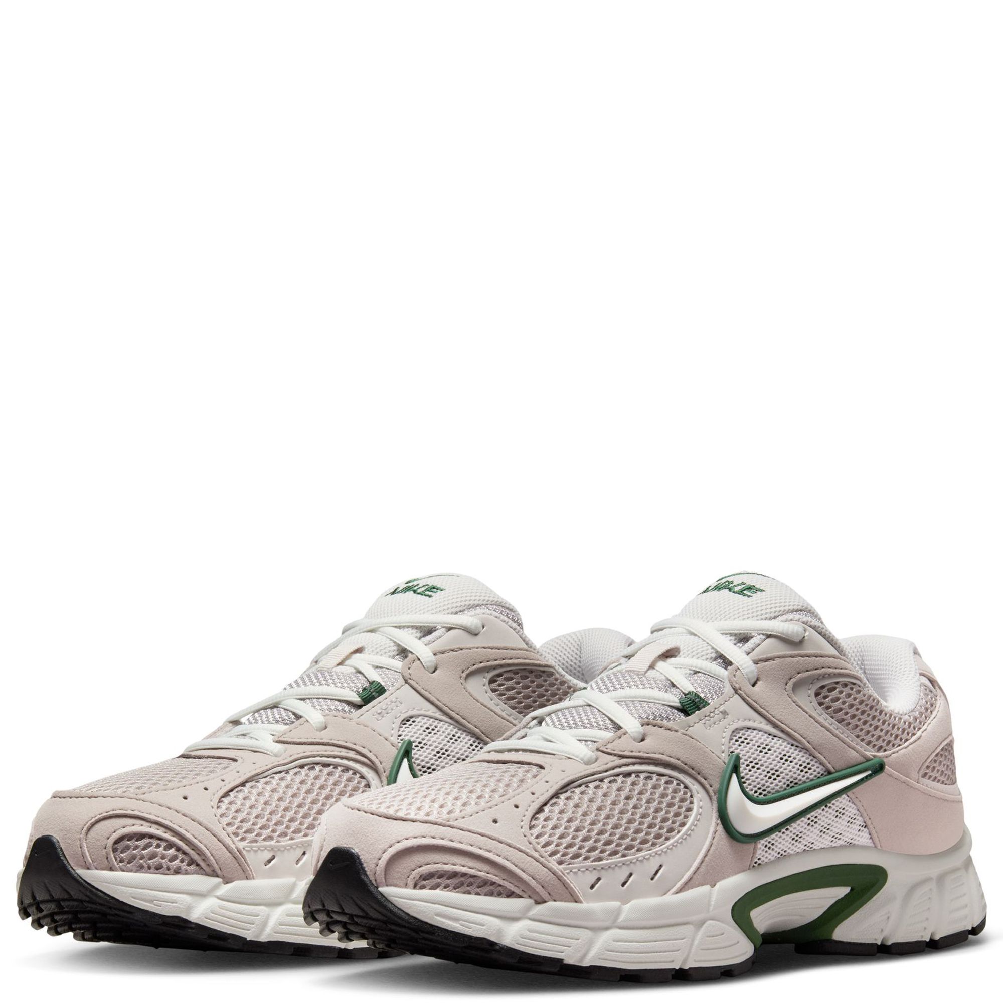 [NIKE] ★ 大人気 ★ ナイキ Men's V5 RNR White/Vast Grey/PD/B Nike V5 RNR Men's Shoes. Nike.com