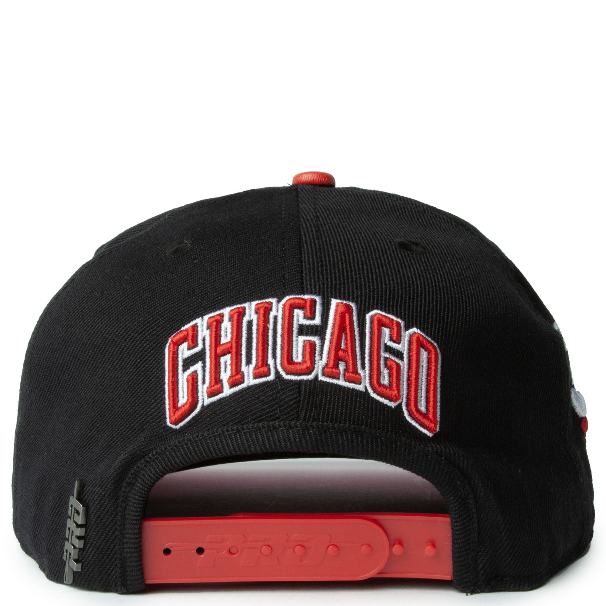 Pro Standard Bulls Roses Snapback Hat in Red/Pink Underbrim One Size | WSS