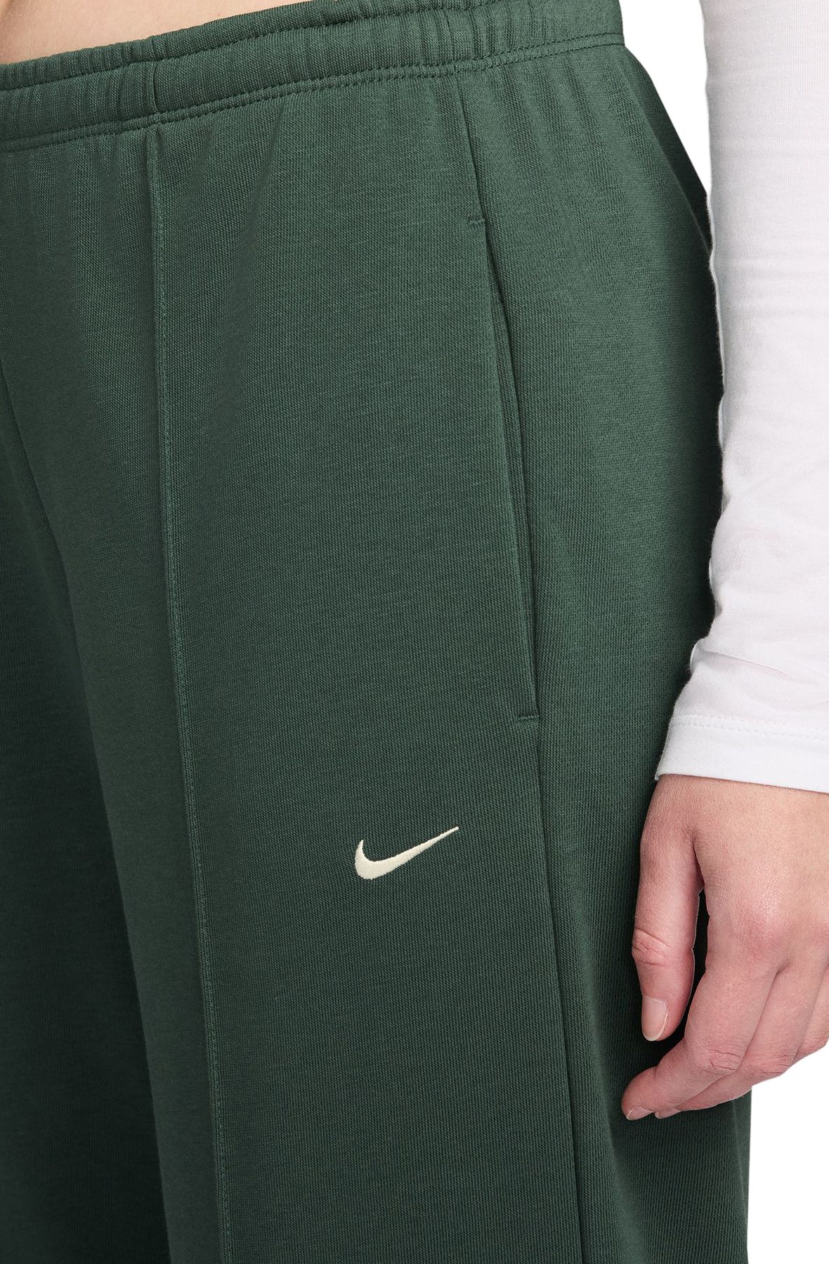 NIKE Sportswear Chill Terry Mid-Rise French Terry Open-Hem Pants