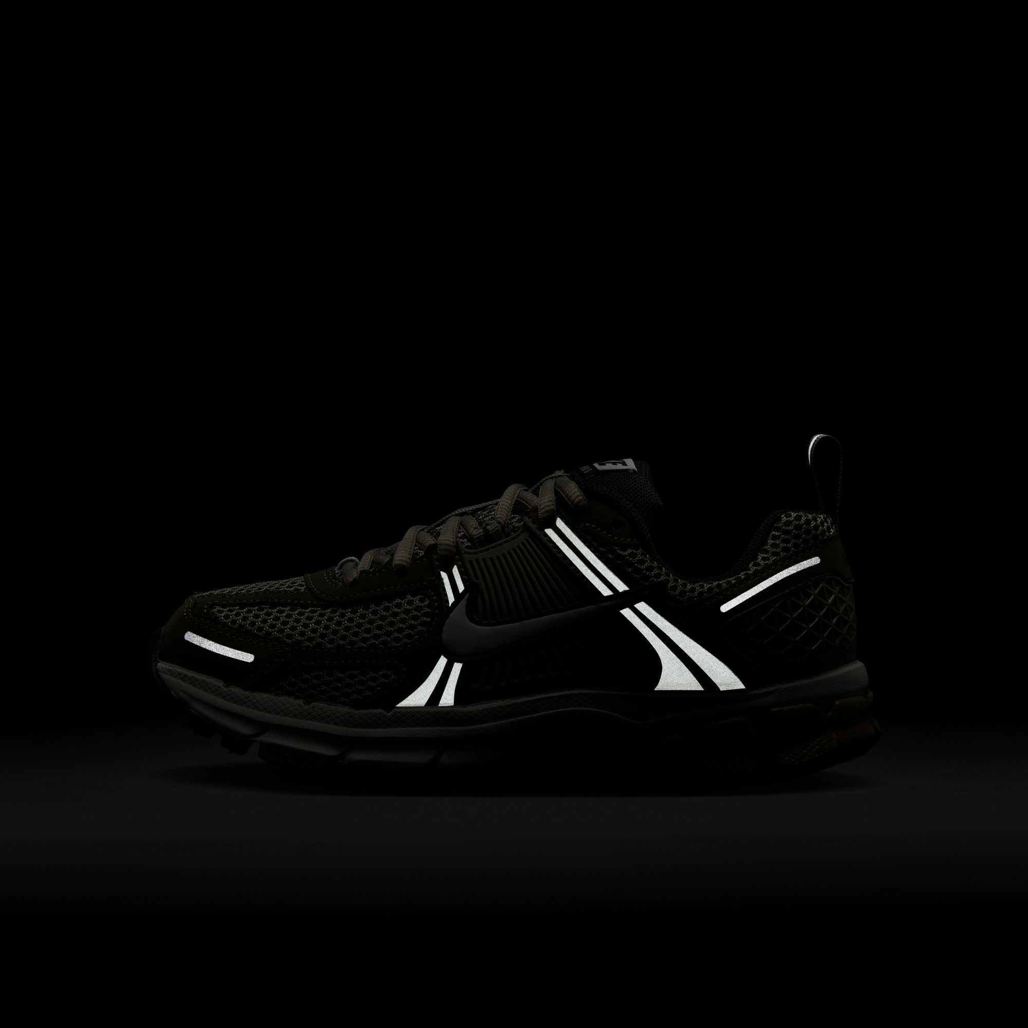 NIKE Grade-School Vomero 5 HF6998 300 - Shiekh
