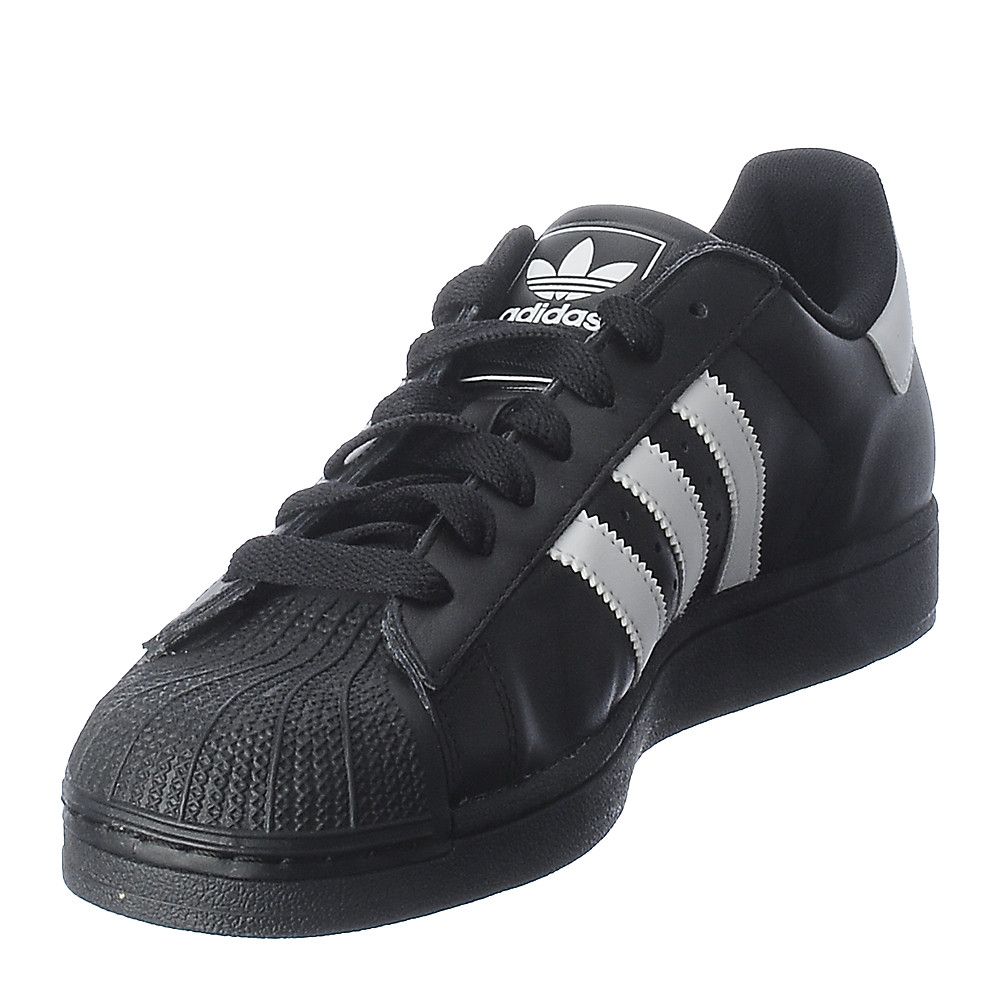 g17067 adidas