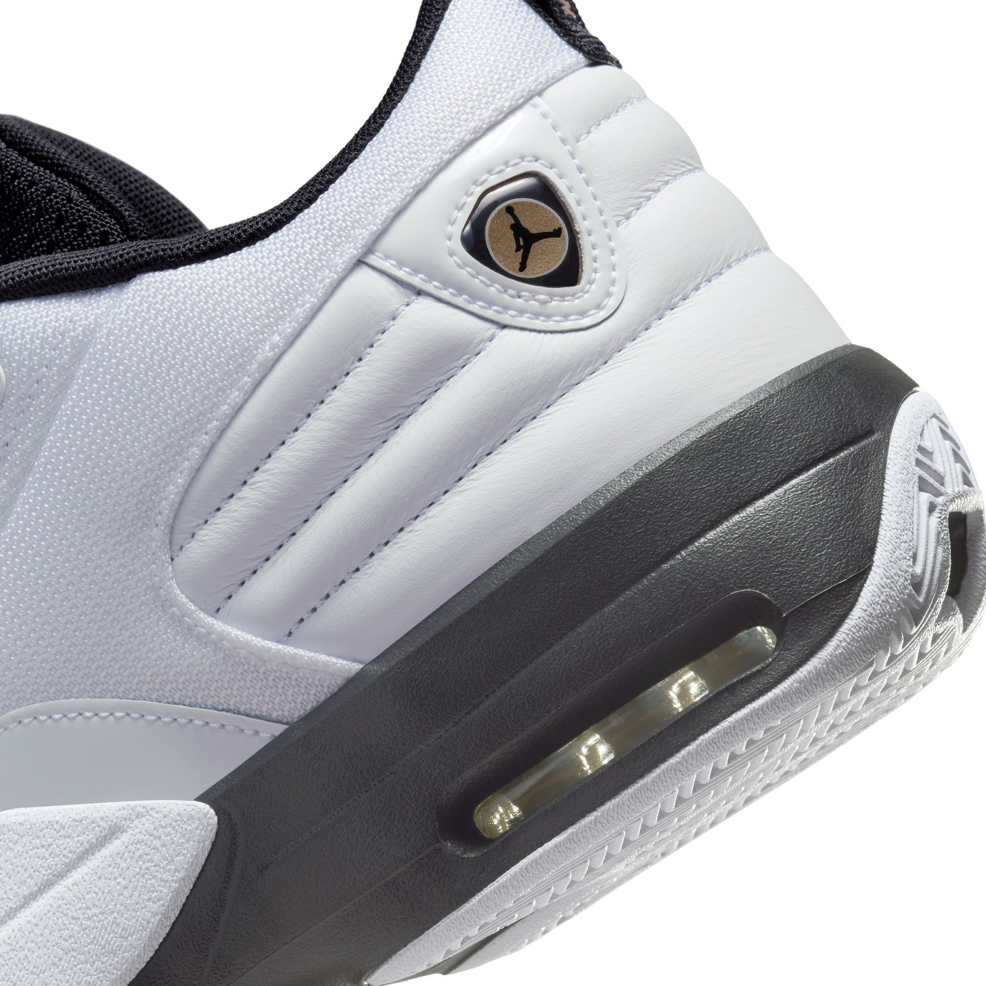 JORDAN Max Aura 6 FQ8298 101 - Shiekh