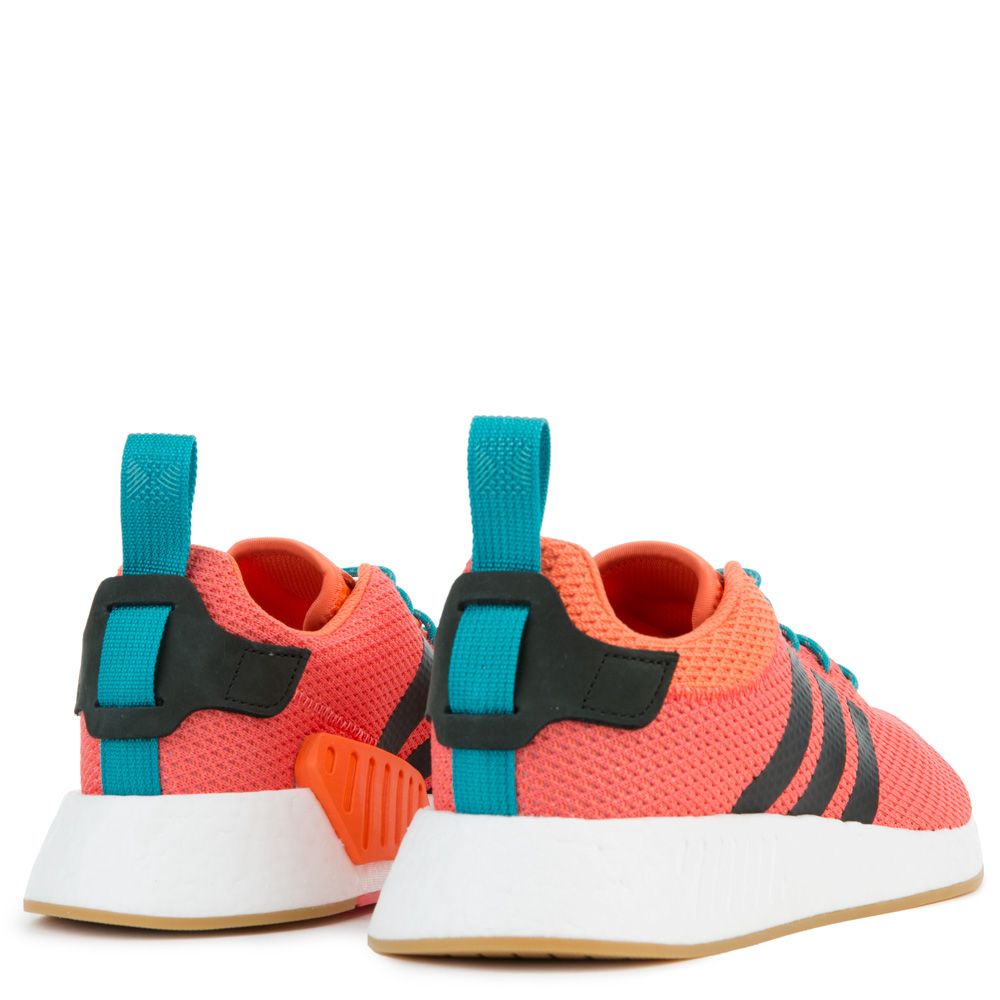 ADIDAS The NMD R2 Summer in Gum3 and White CQ3081 Shiekh