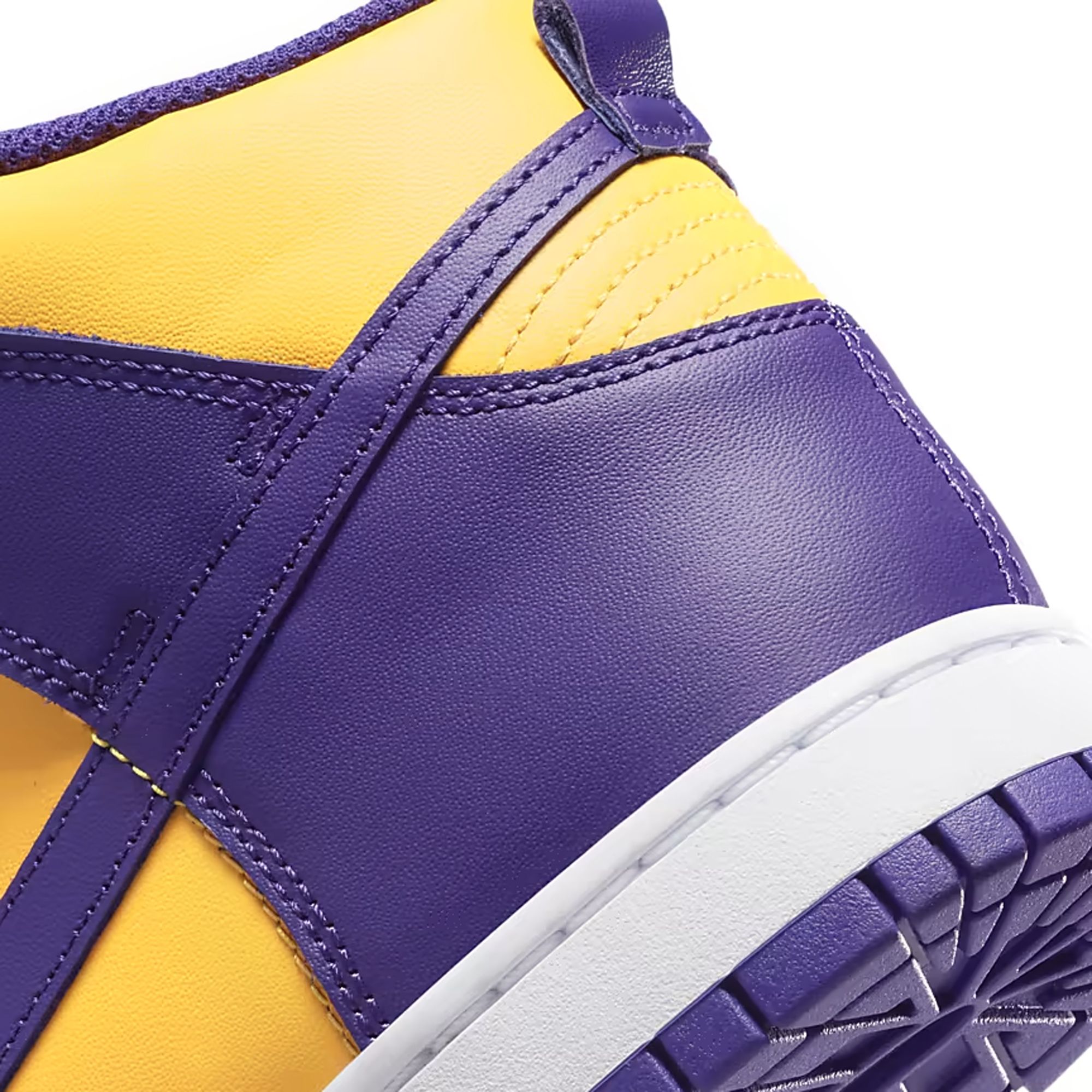dunk high court purple resell price