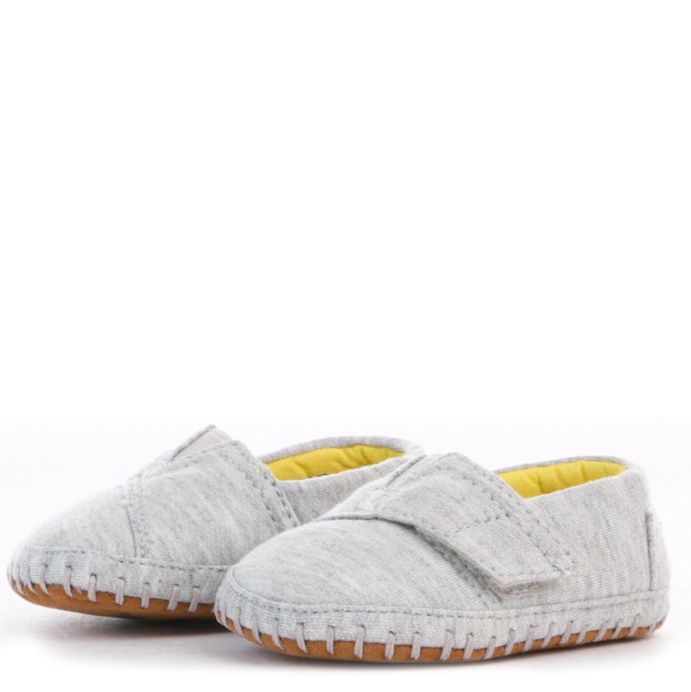 Toms hot sale crib shoes