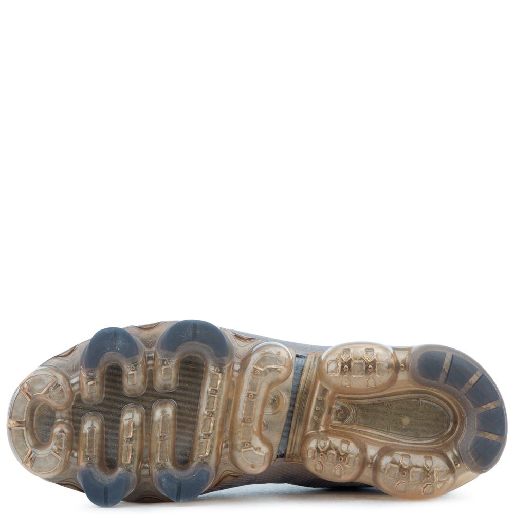 black and gold vapormax 2019