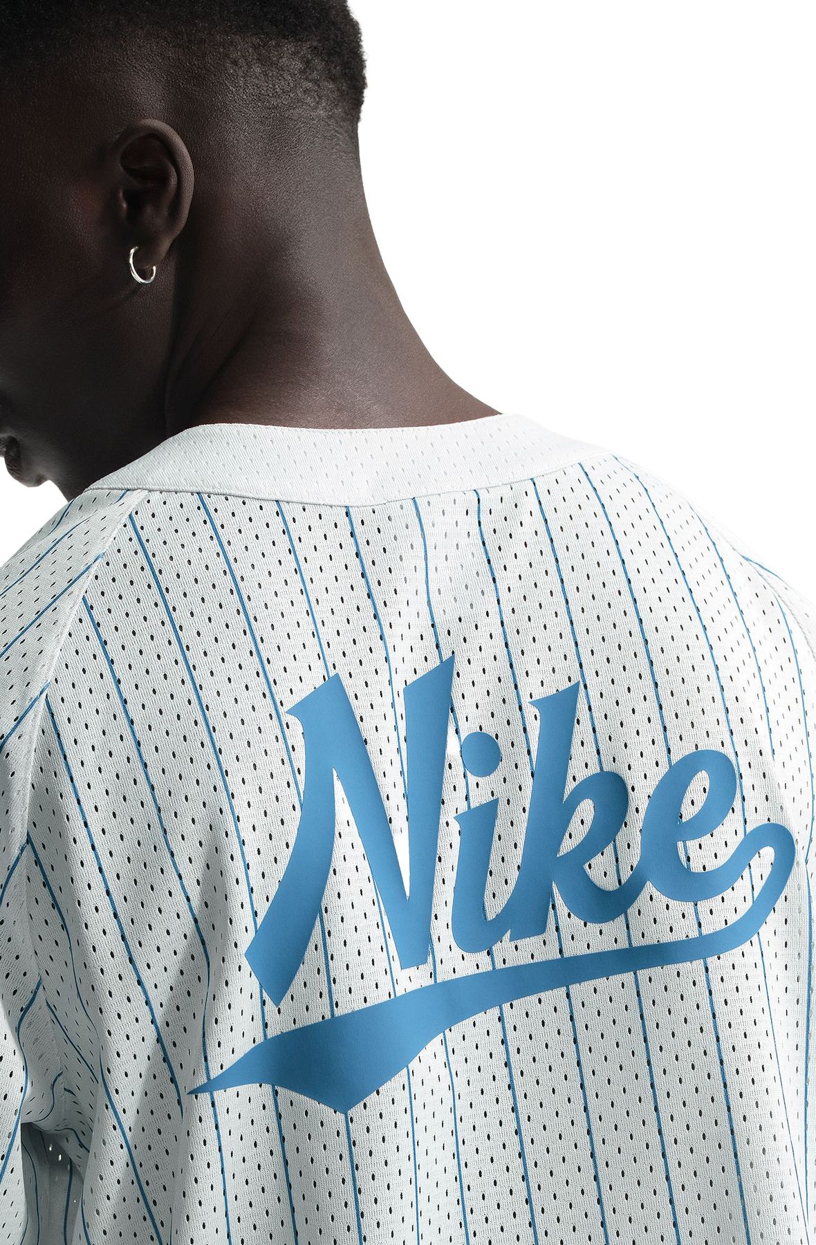 Nike LIXIL 32 シャツ　オーシャン NIKE Sportswear Club Jersey II4428 026 - Shiekh