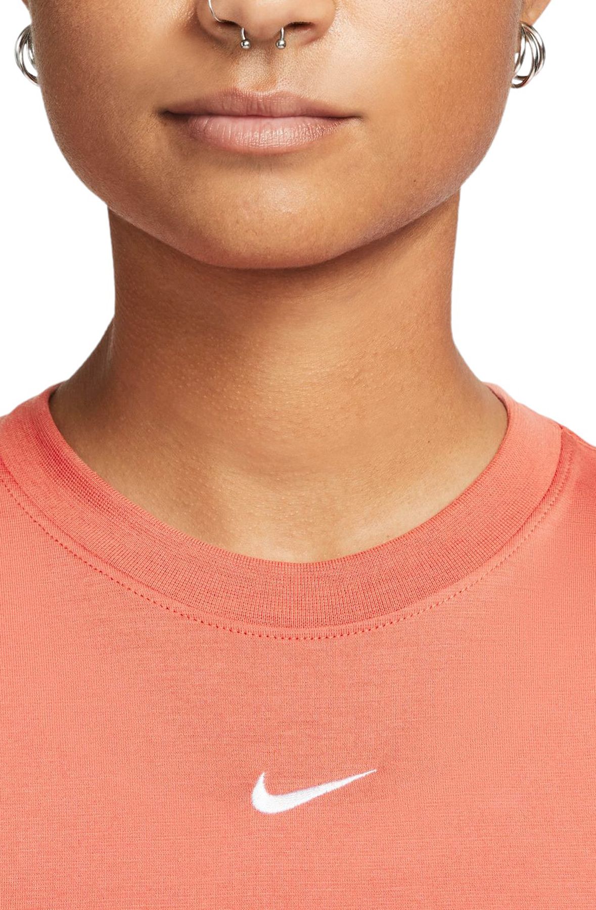 トップス c... Zuri Twist Crop Tee – Colosseum Athletics