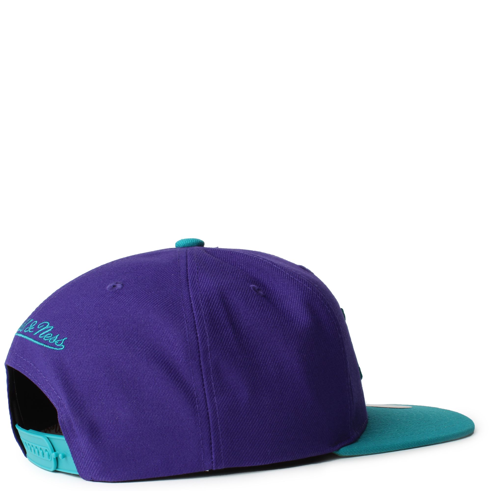 Mitchell & Ness Men's Purple Charlotte Hornets Side Core 2.0 Snapback Hat