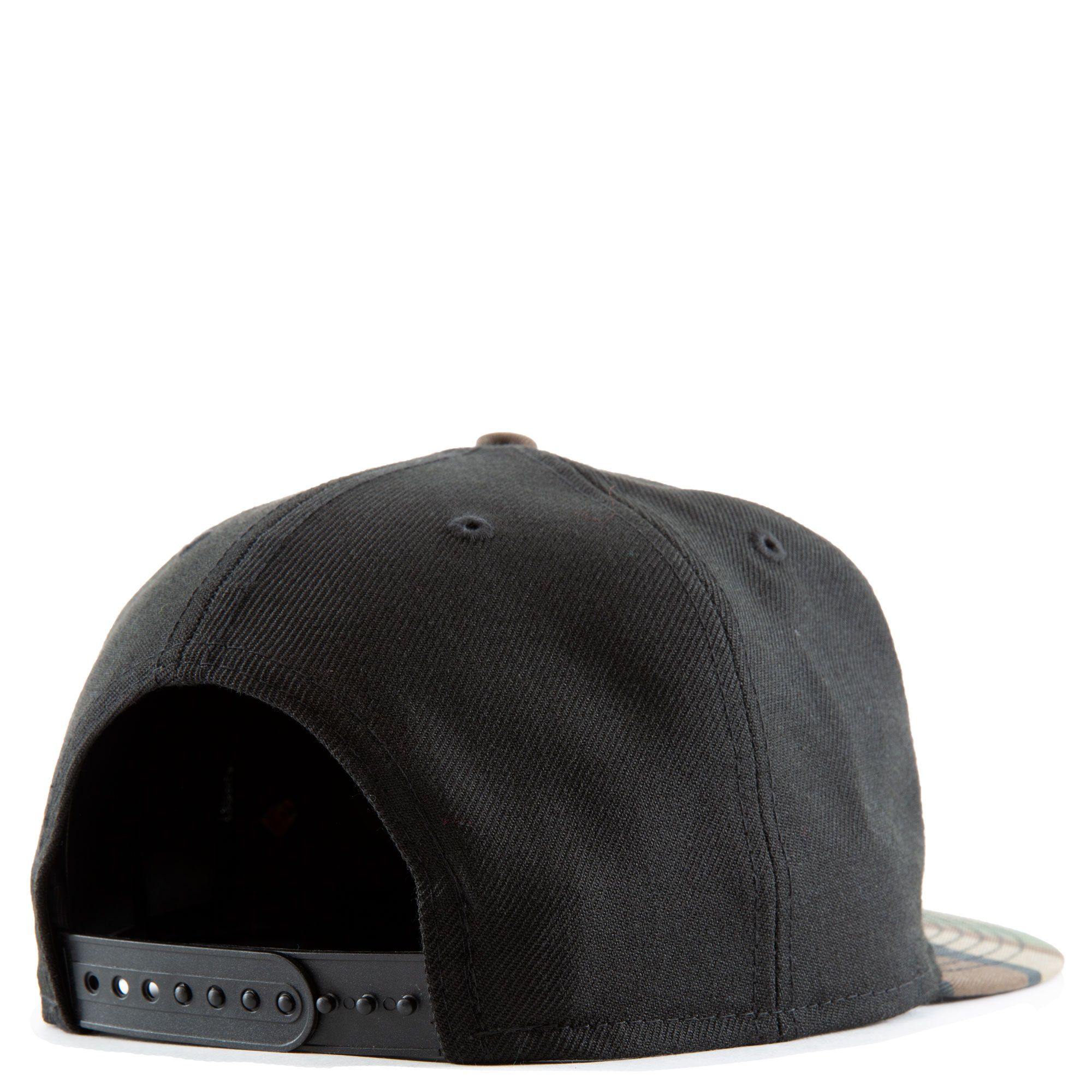 Buy the Raiders 3930 Black Camouflage Cap - Brooklyn FIzz