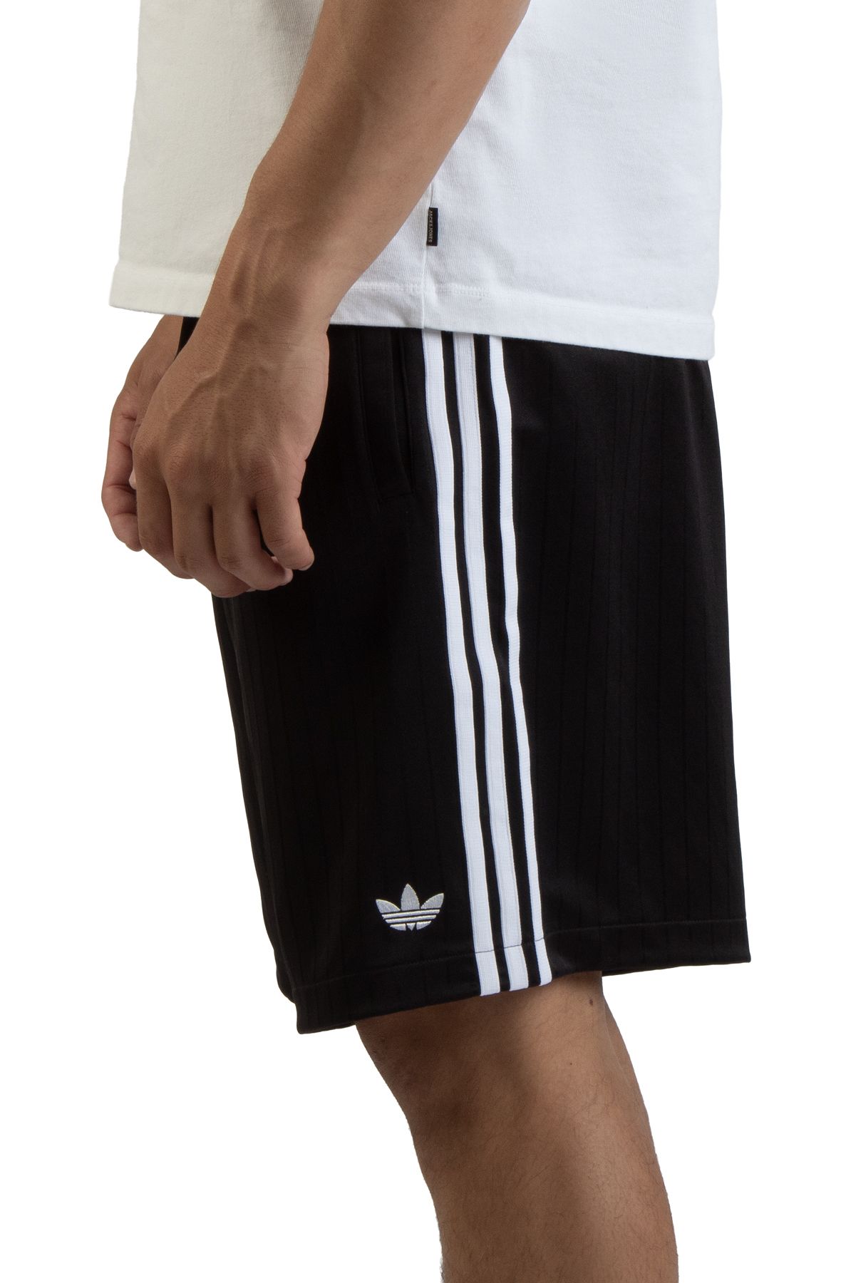 ADIDAS Classic Short JC7626 - Shiekh