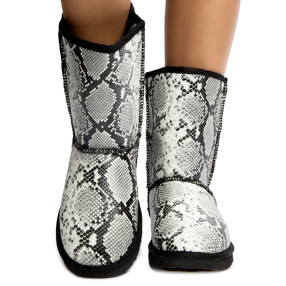 lizzah bootie